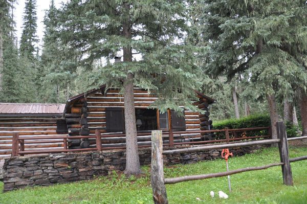 cabin built by Jay Hendrickson's father