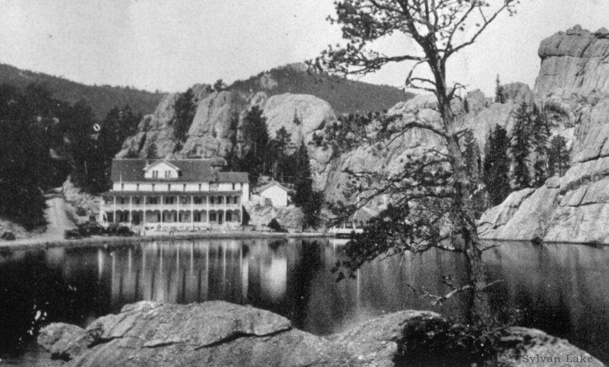 Photo from Milt Schleve collection