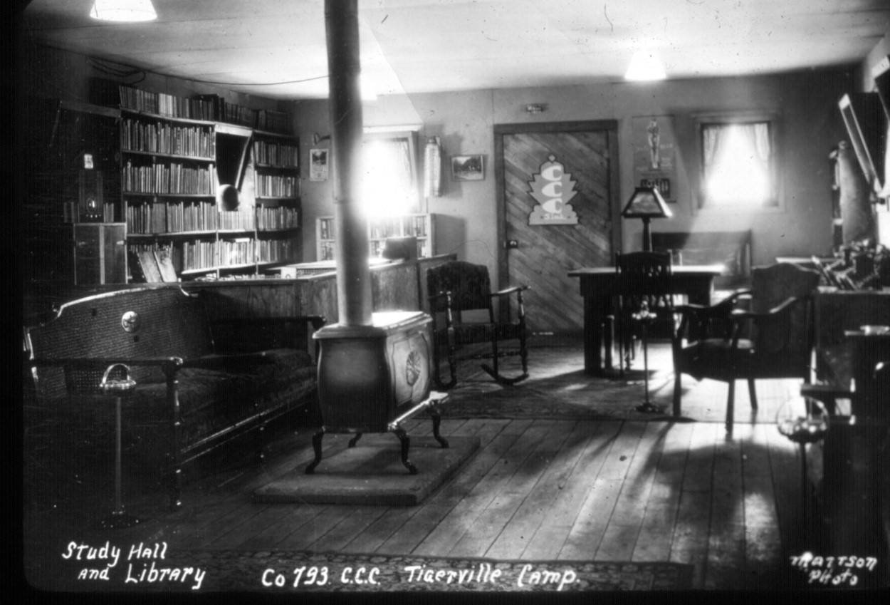 Photo from Milt Schleve collection