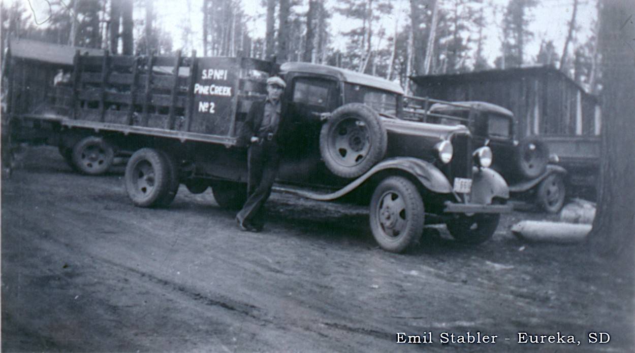 Photo from Milt Schleve collection